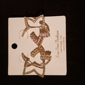 Sun Star Fashion, silver & gold rhinestone star earrings, with pearl accent